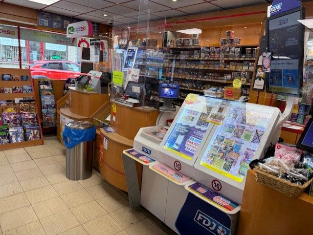 CREUTZWALD (57) A VENDRE TABAC PRESSE FDJ PMU